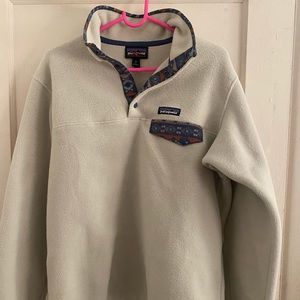 Women’s Patagonia Synchilla Sweater Size Medium